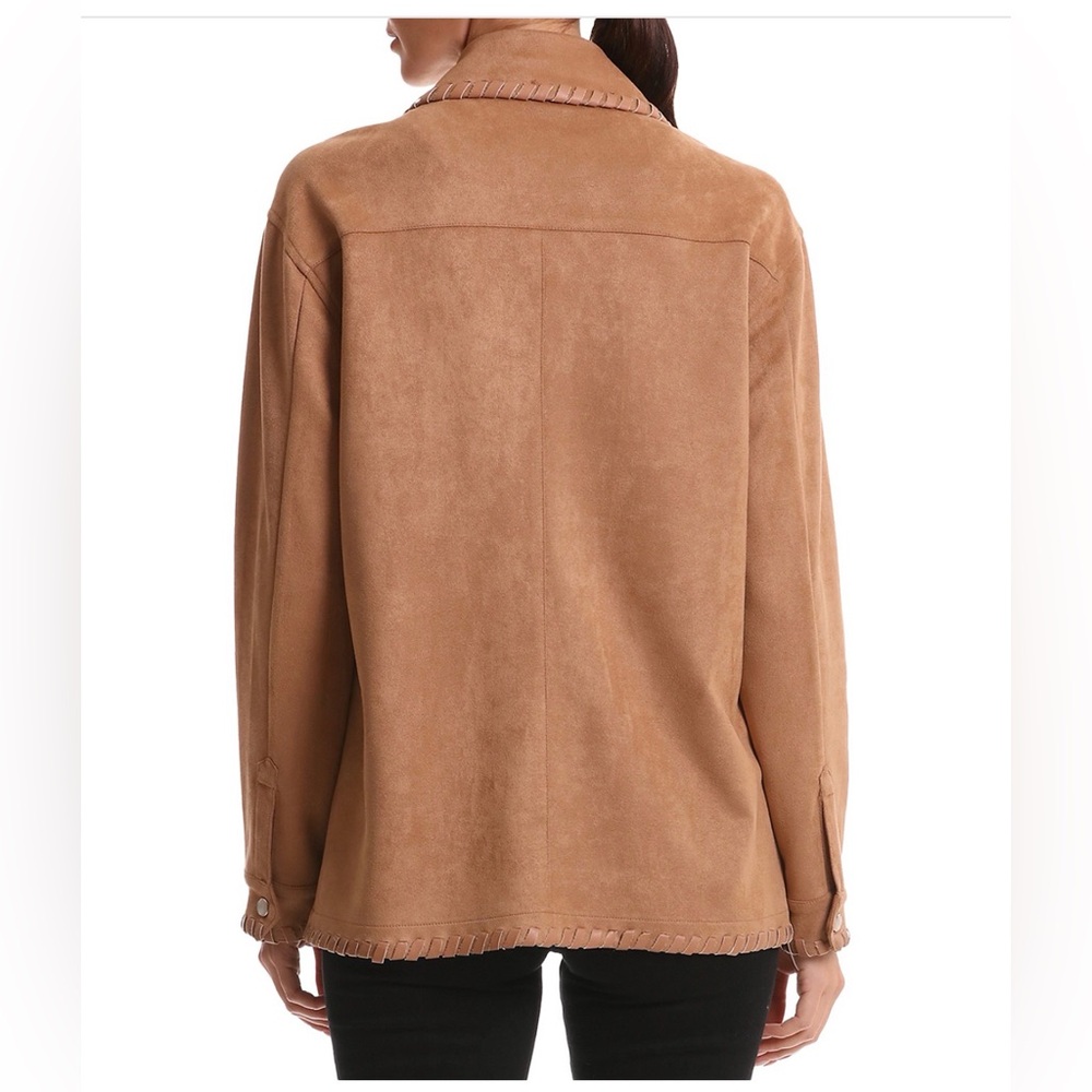 Bagatelle Faux Suede Shacket Jacket, New with Tags and comfy on. Size : M - Picture 4 of 10